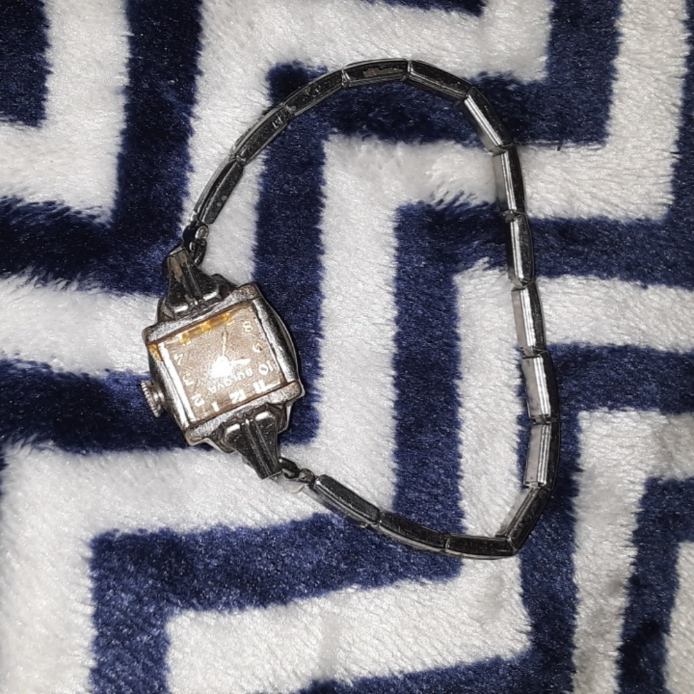 10k Vintage Bulova watch